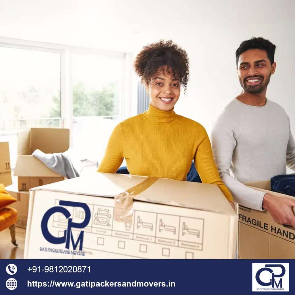 couple happy after getting best gati packers and movers bangalore service because of their planning and movers support