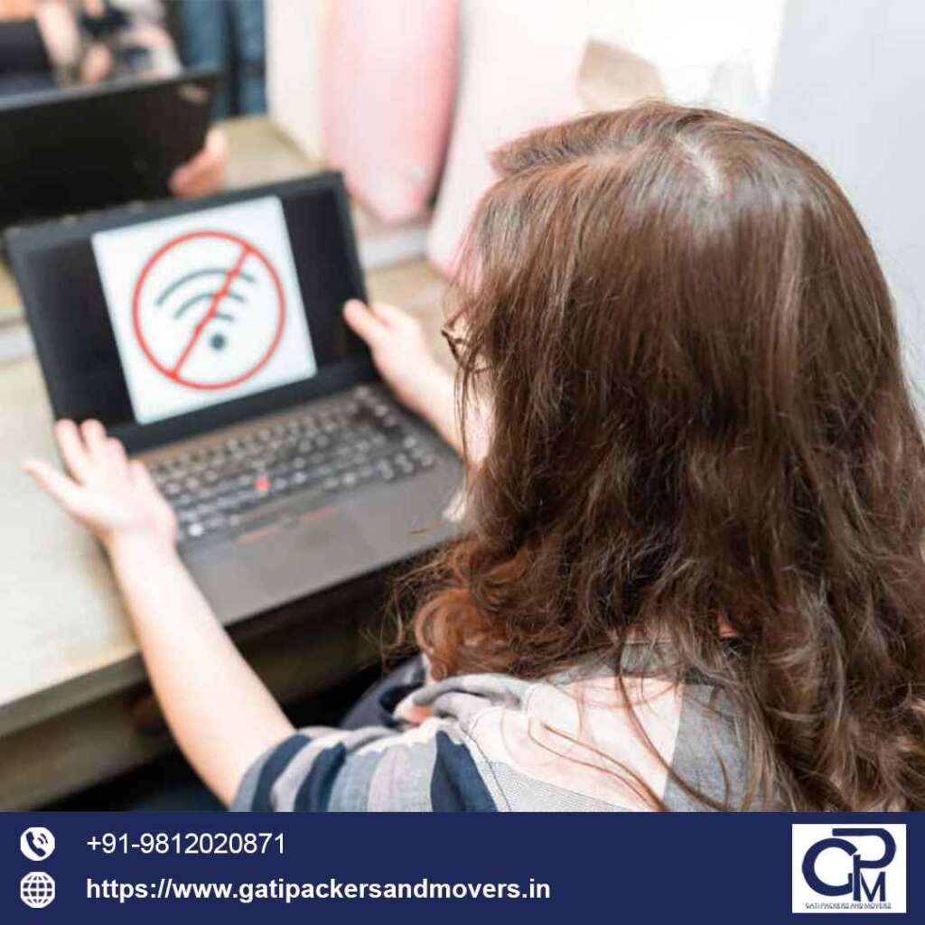 a women cancelling her wifi and broadand connection before shifting with gati packers and movers kolkata